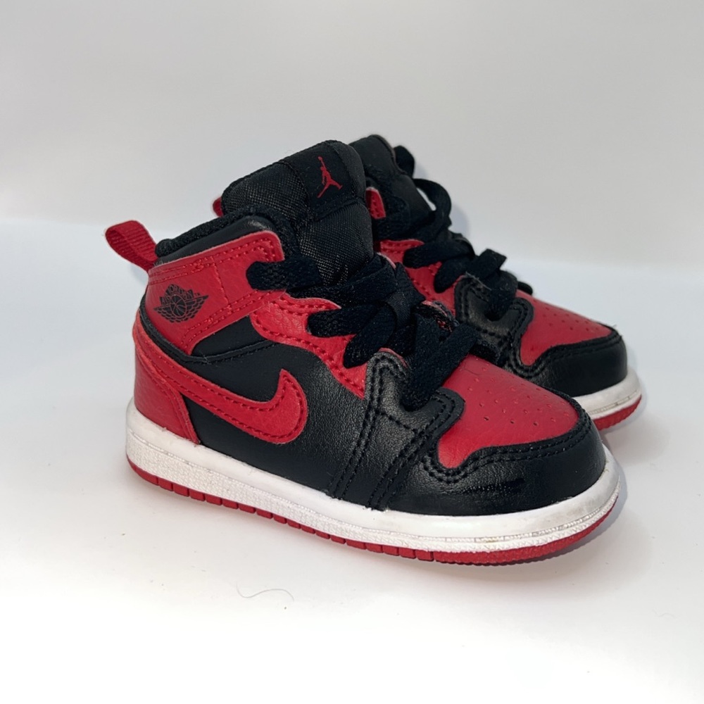 TODDLER JORDAN 1 MID (BANNED)